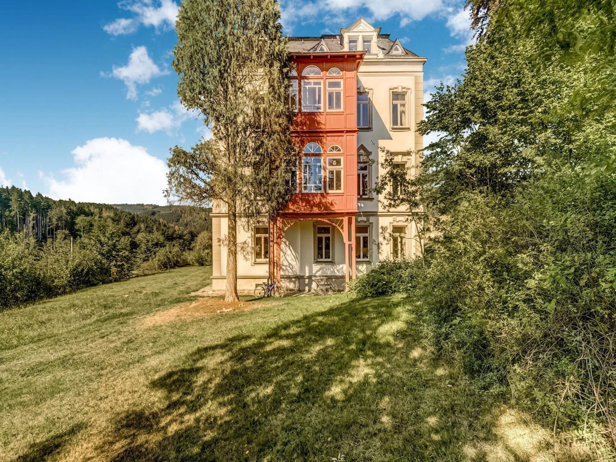 Alluring Villa In Grunhainichen Borstendorf With Garden Leubsdorf Eksteriør billede
